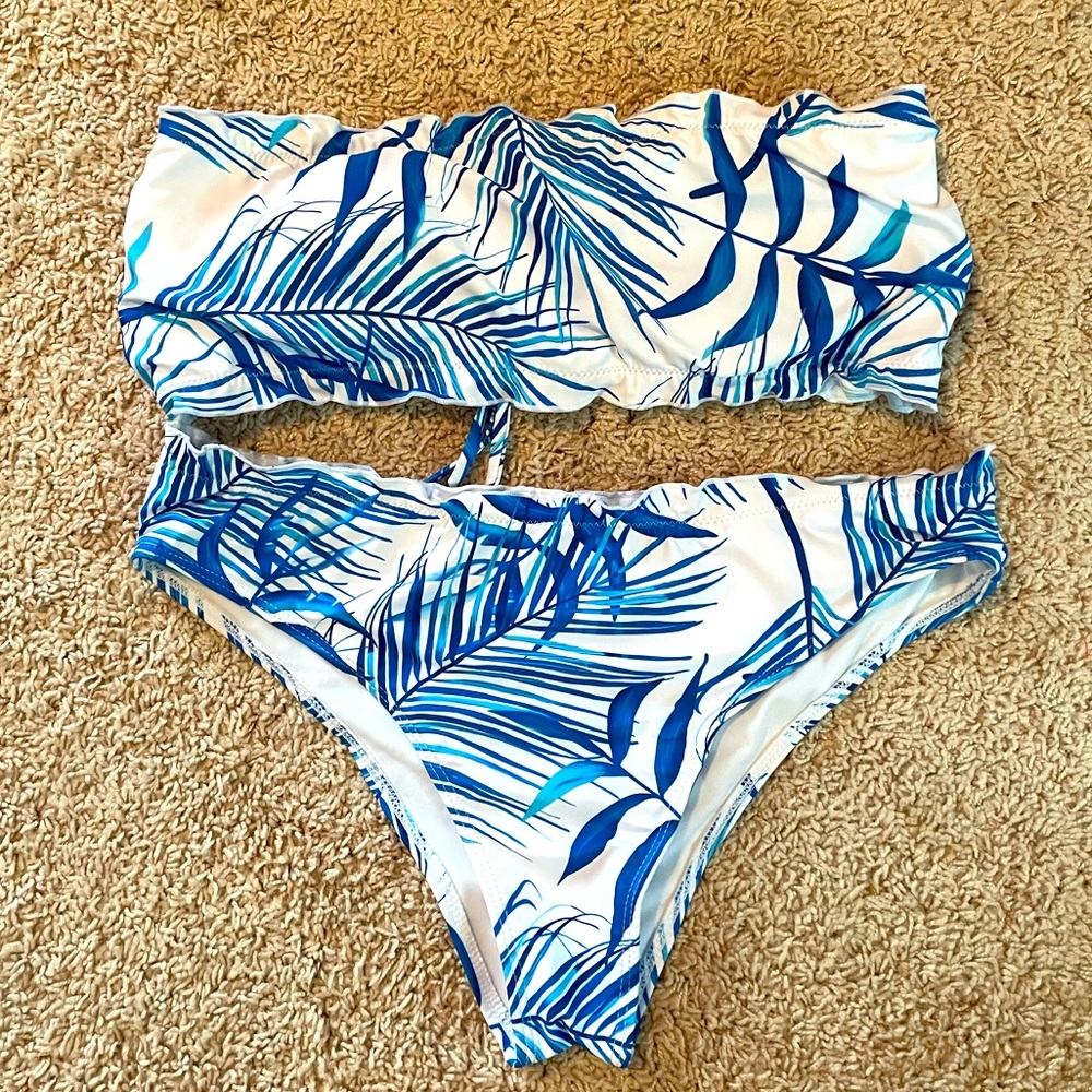 Tropical Bikini Set💙🐳